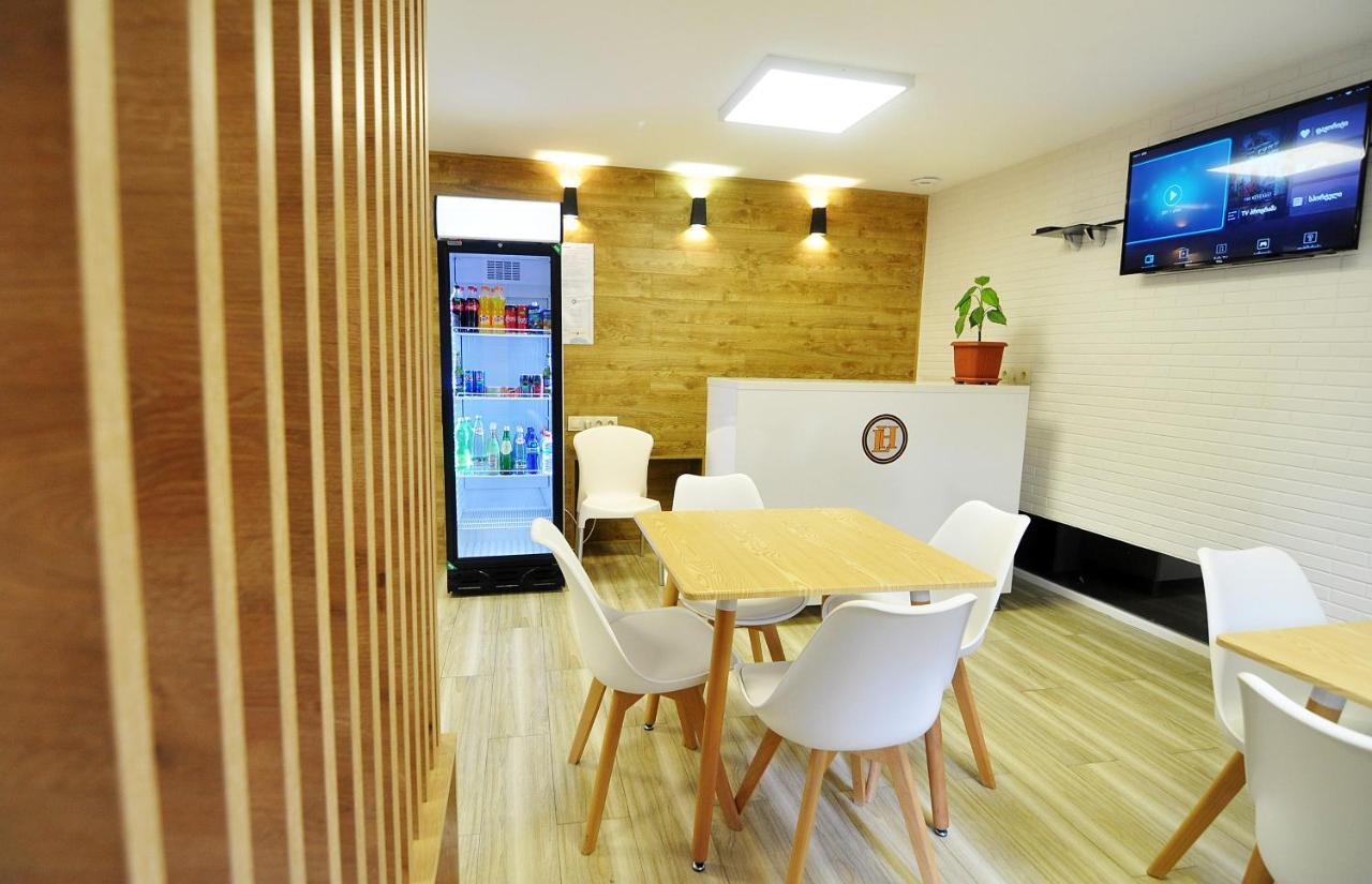 Light Hotel تبليسي المظهر الخارجي الصورة