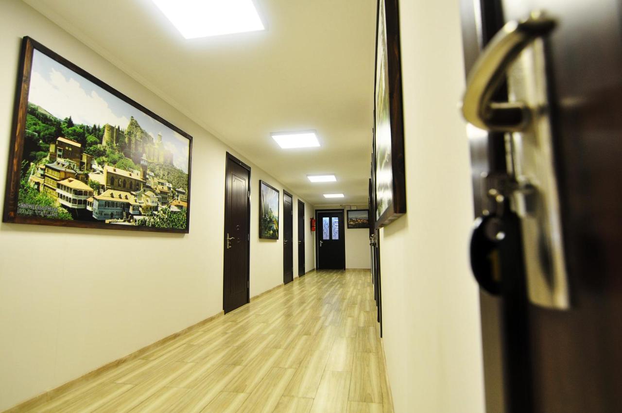 Light Hotel تبليسي المظهر الخارجي الصورة